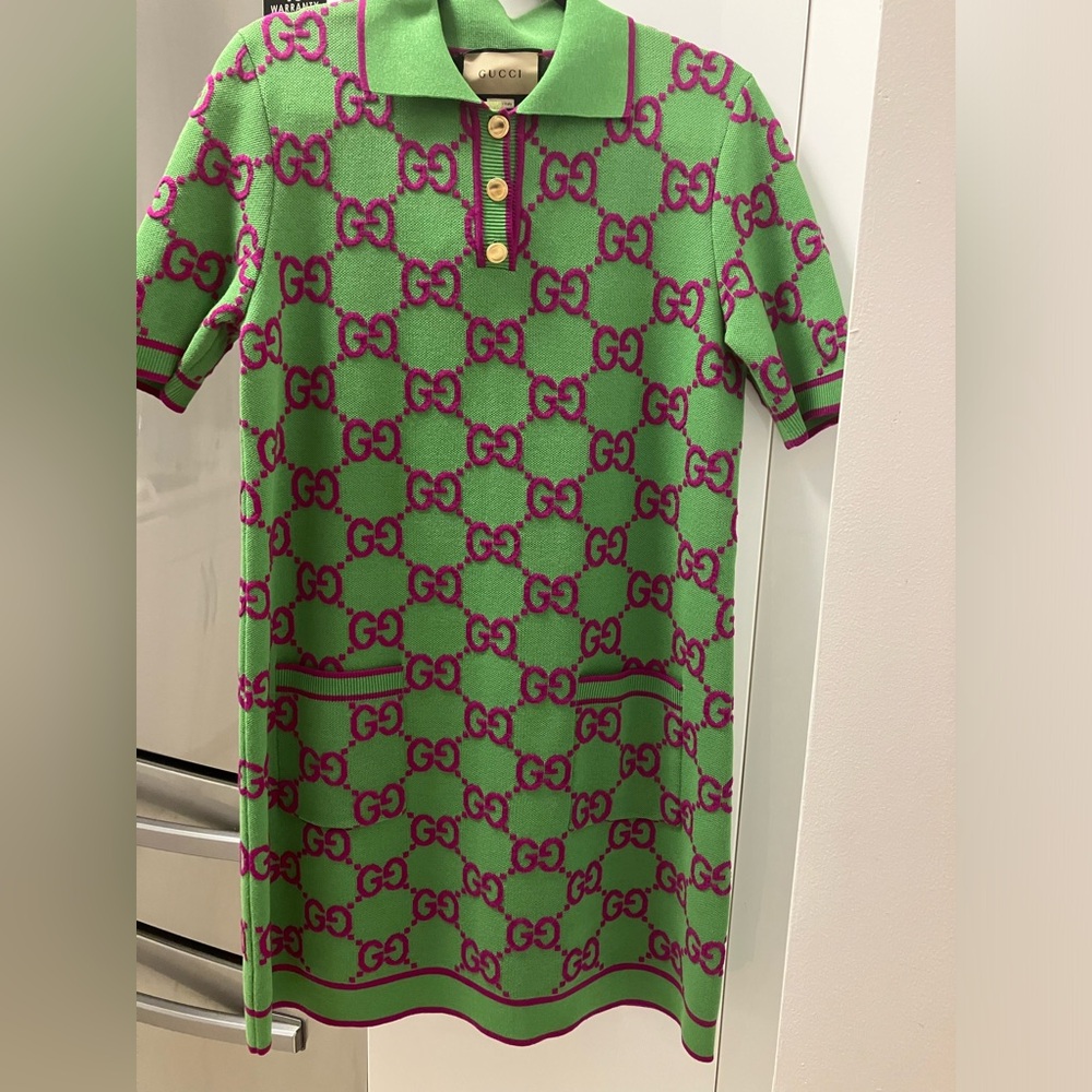 Gucci Green and Red Buttoned Top size L